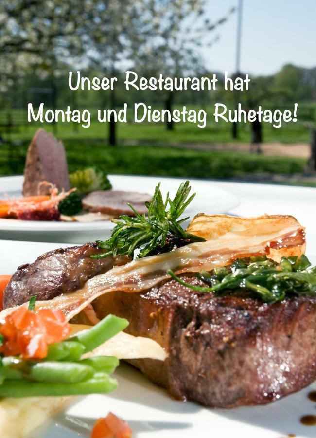 Landgasthof Kasch - Hotel Und Restaurant Malente Esterno foto